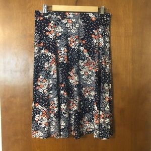 Gilli Elastic Waist Skirt Size Large